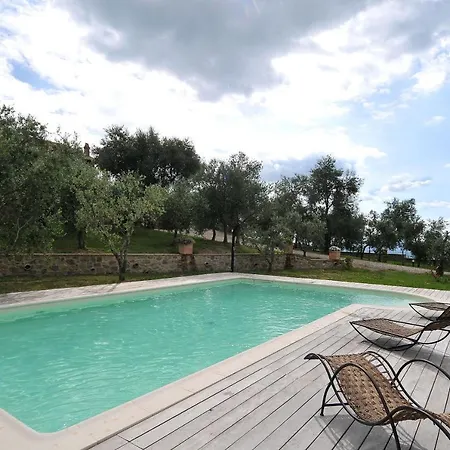 Cerchiaia Villa *